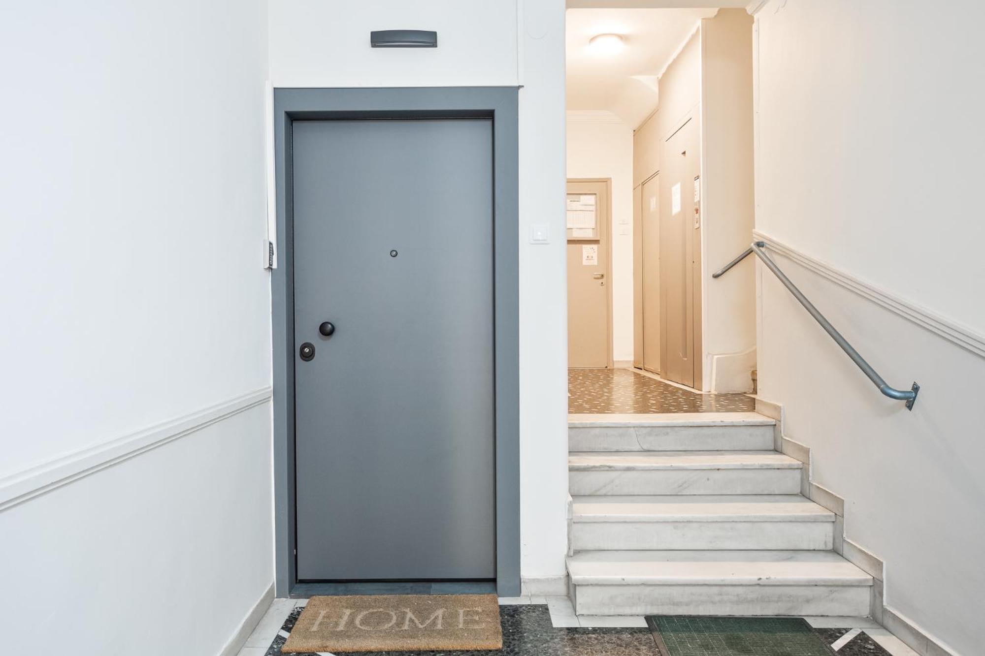 Apartment Superlux Near White Tower